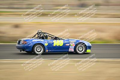 media/Jan-26-2025-CalClub SCCA (Sun) [[cfcea7df88]]/Group 5/Race/